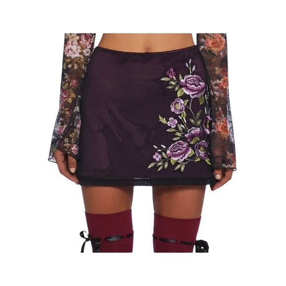 Dolls Kill dELiA*s Reckless Serenade Mini Skirt XS NWT - Picture 3 of 13